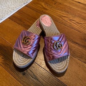Gucci Sandals! Box included!! Great condition! ❤️